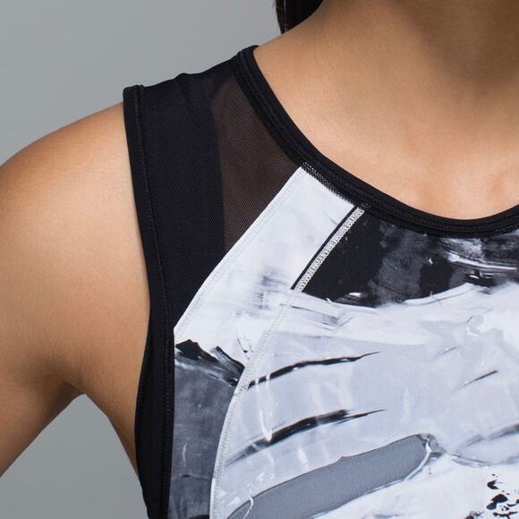 LULULEMON Sculpt Workout Tank Top Biggie Pigment Wave White Black - Picture 10 of 10